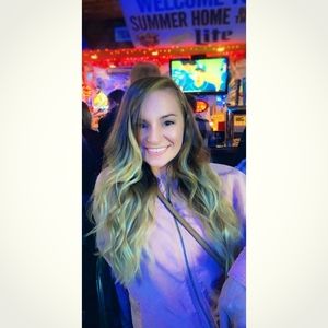 Meet your Posher, Sydney